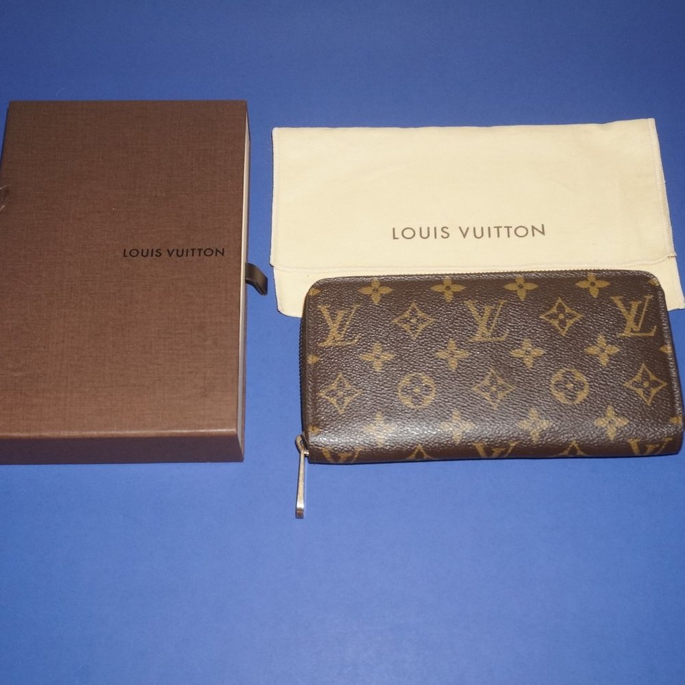 Louis Vuitton Zippy Wallet Monogram